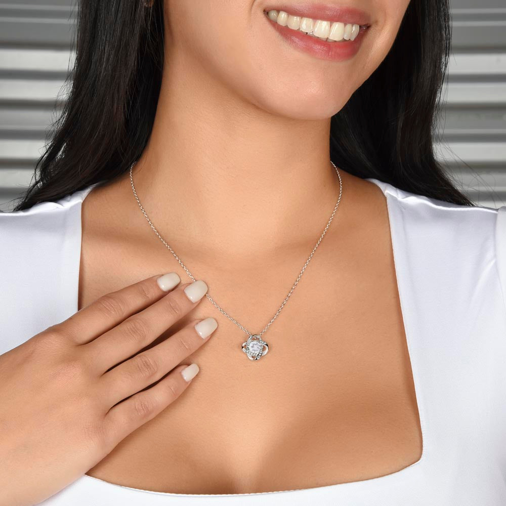 [FOR WIFE] Make her heart flutter, show how cherished she is, and express your deep feelings with the Love Knot Necklace.